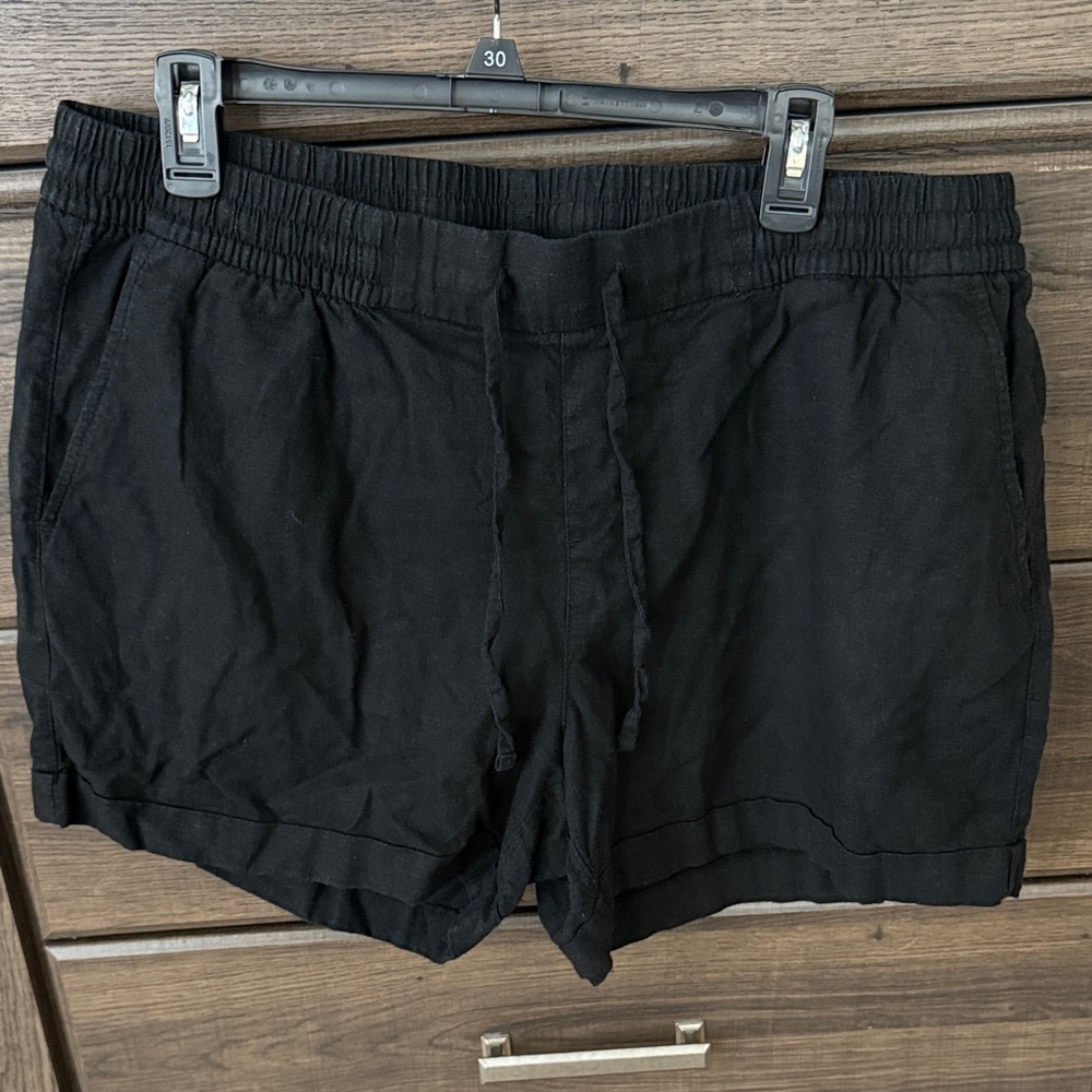 Old Navy Black Women's Linen Shorts